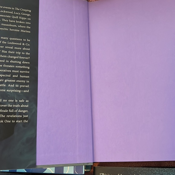 Books - Picture 6 of 7